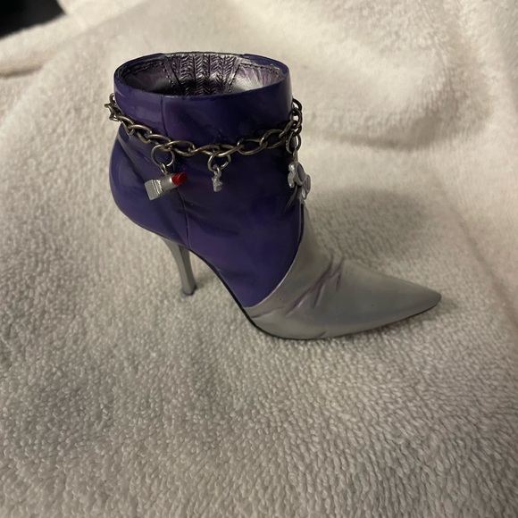 Vintage mini purple boot - Just The Right Shoe by Raine.  Like new with charms. - Picture 6 of 6
